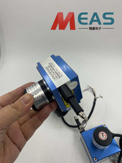 ���Kλ�ƾ��a���������M�к����ă�(y��u)�����{(di��o)��